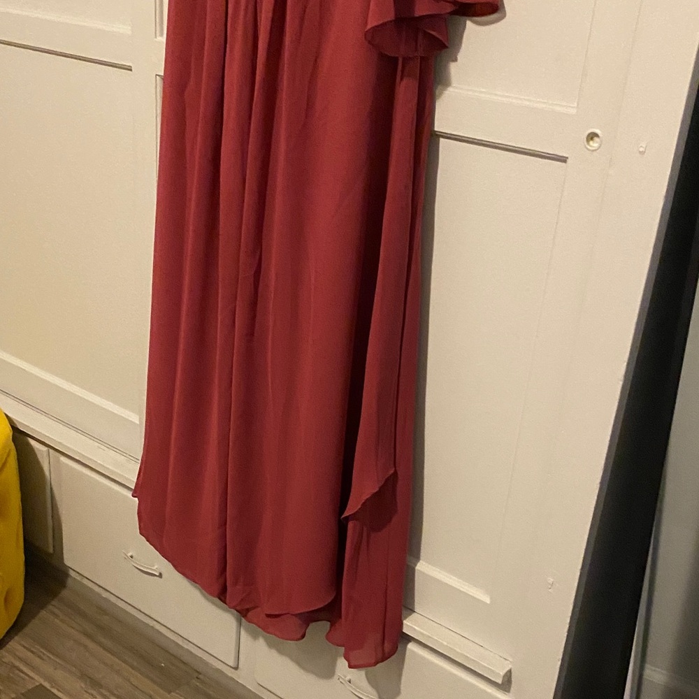 Elegant Mauve V-Neck Prom Dress with Flutter Sleeves - Picture 6 of 8